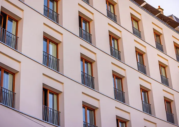 The People - Paris Nation Hostel